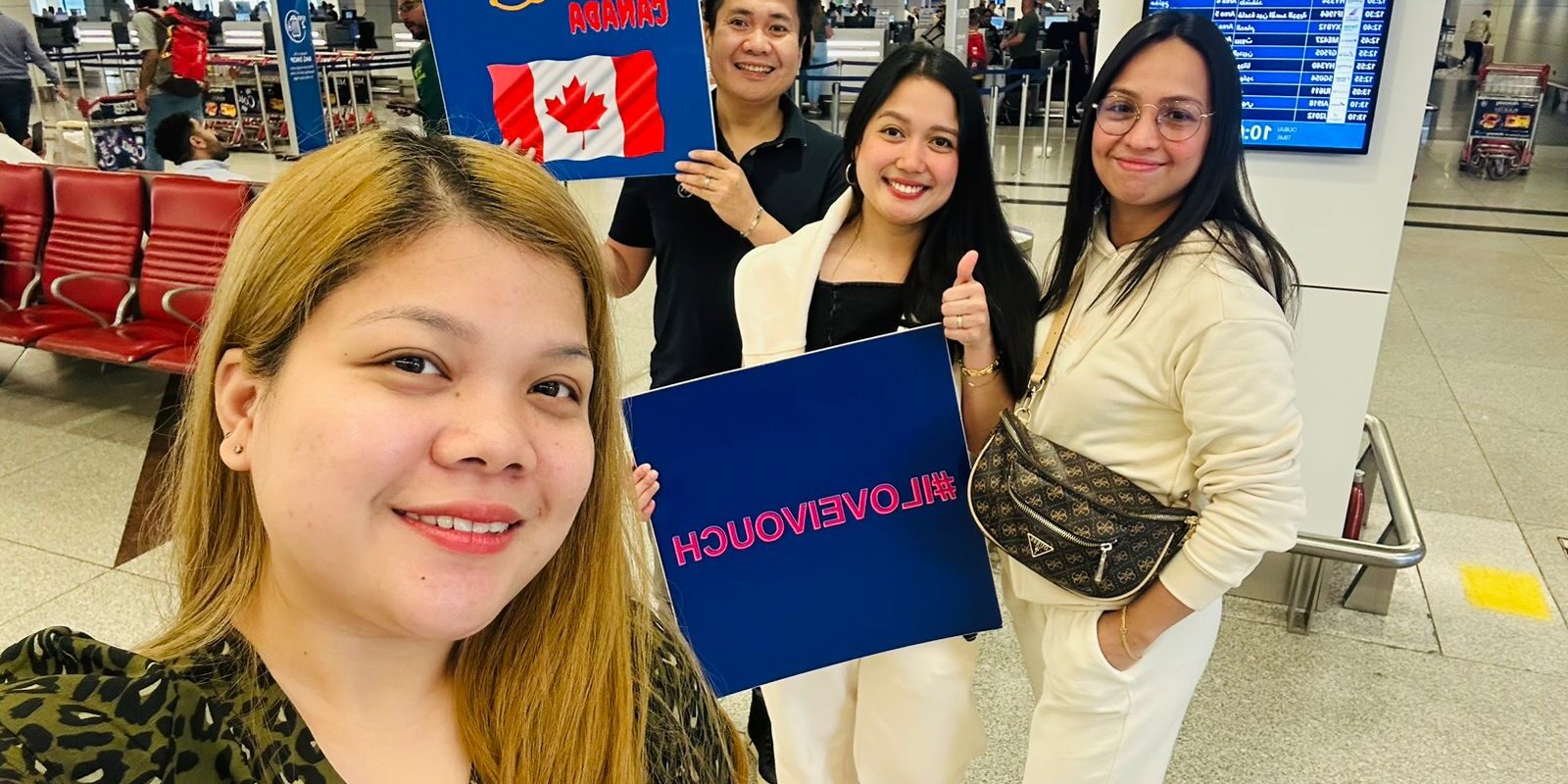 JAZ & Mariel- Waitress at Quebec, Canada 